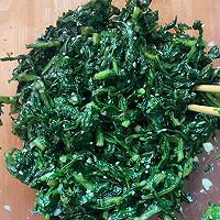 凉拌茼蒿花生米、春天要多吃绿叶蔬菜的做法图解9