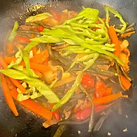 酸豆角炒肉的做法图解10