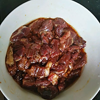 土豆炖牛肉的做法图解2