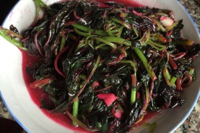 蒜炒苋菜