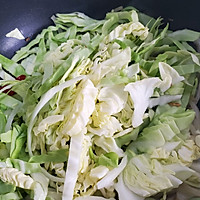 #换着花样吃早餐#和风料理之盐味包心菜鸡蛋炒椒的做法图解9