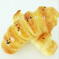 南瓜的蜕变:豆沙毛毛虫面包～的做法图解11