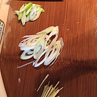 鲜辣肥肠的做法图解4