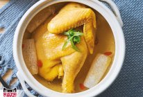 竹荪枸杞煲鸡的做法