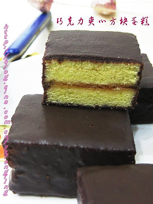 巧克力夹心方块蛋糕的做法