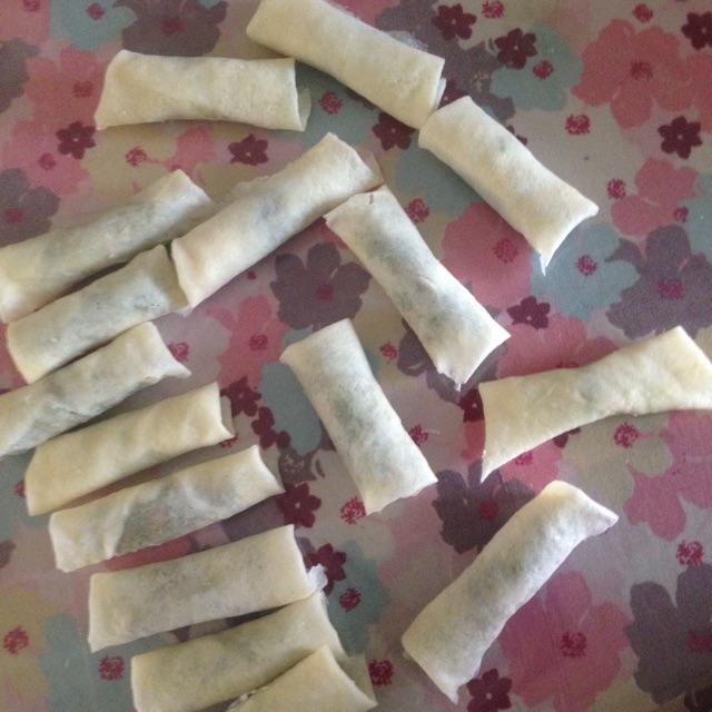 荠菜春卷的做法图解4