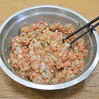#龙年好运来 乐享豪吉味#鲜味十足的猪肉虾仁韭菜饺子的做法图解4