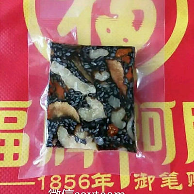 百合莲子阿胶糕