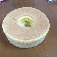 6寸芭比娃娃奶油蛋糕的做法图解1