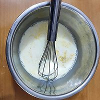 #花10分钟，做一道菜！#快手奶香网丝饼的做法图解2