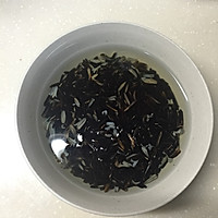 椰浆香蕉菰米饭的做法图解2