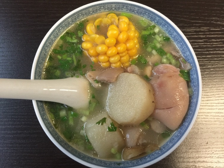 绝情谷十三太保“黄豆猪脚汤”