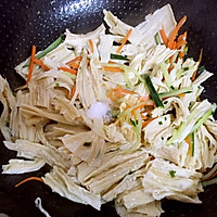 炒腐竹的做法图解9