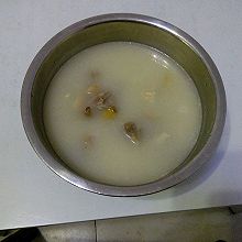 玉米猪蹄汤