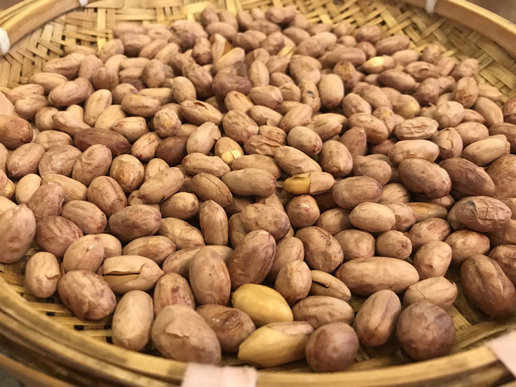 五香花生米的做法