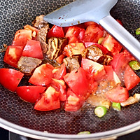 番茄牛腩菠菜面的做法图解5