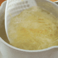 【宝宝辅食】鸡蛋土豆饼的做法图解2