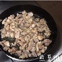 胡萝卜土豆炖鸡腿肉的做法图解4