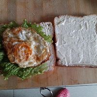 鸡蛋火腿三明治的做法图解4