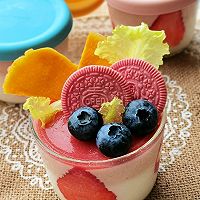 #吃出健康，解决假胖#《草莓酸奶慕斯杯》的做法图解7