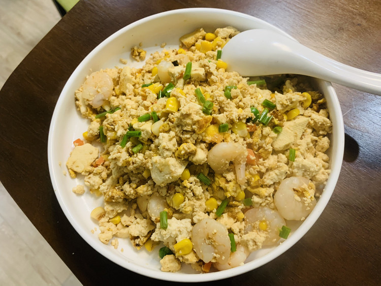 豆腐炒玉米虾仁（减脂版仿炒饭）的做法