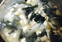 味增汤—萝卜豆腐海带汤的做法