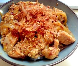 親子丼oyakodon（深夜食堂）的做法