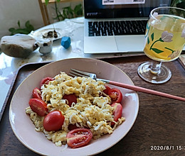 一人食料理套餐～番茄银鱼炒蛋的做法