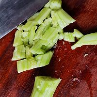 黄瓜木耳拌鸡蛋的做法图解3