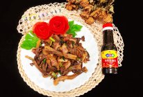 #名厨汁味，圆中秋美味#三层肉炒鹿茸菇㊙️的做法