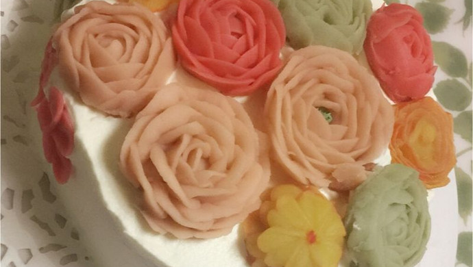 白豆沙裱花蛋糕