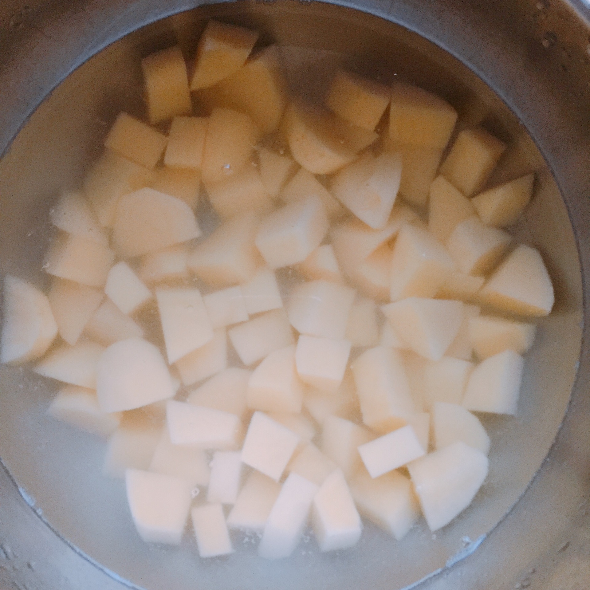拔丝土豆怎么做_拔丝土豆的做法_豆果美食