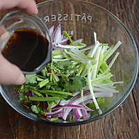 #春日时令,美味尝鲜# 下饭老虎菜的做法图解5