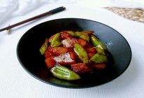 青椒土豆假装肉的做法