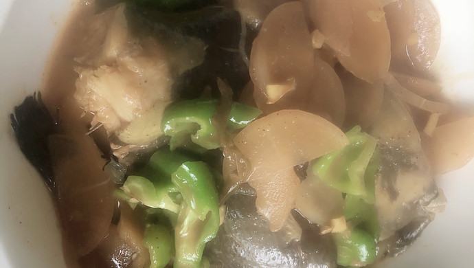 狮家泡菜焖鲶鱼