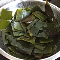 筒骨海带汤的做法图解4