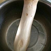 干煸杏鲍菇的做法图解1