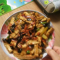 什锦素炒油豆腐【创意菜】的做法图解9