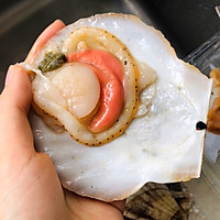 【美味易得】蒜蓉粉丝蒸元贝的做法图解4