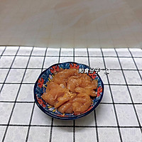 莴笋炒鸡胸肉的做法图解2