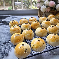 蛋黄酥的做法图解18