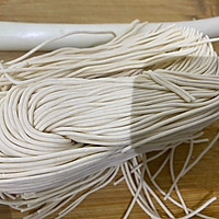 家庭版油泼面的做法图解1