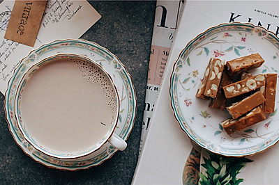 可可肉桂奶茶，这杯热奶茶，必须按顺序煮，才能煮出完美的味道。