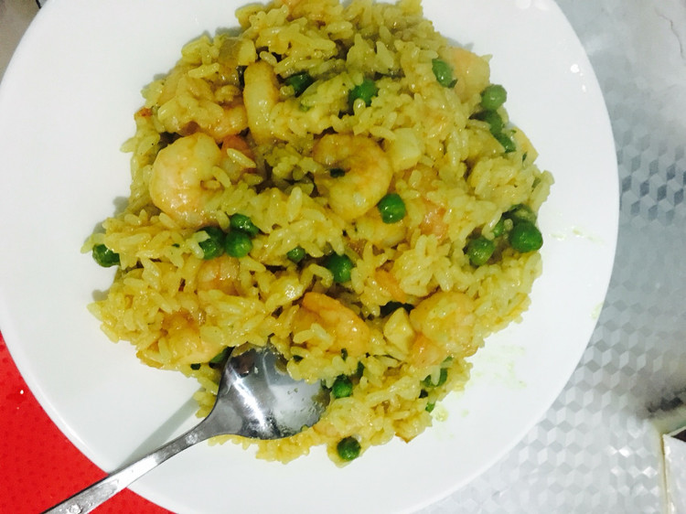 咖喱虾仁饭的做法