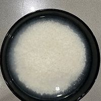 猪肉糯米肠的做法图解1