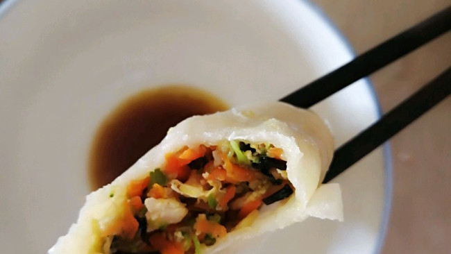 西葫芦鸡蛋素蒸饺的做法