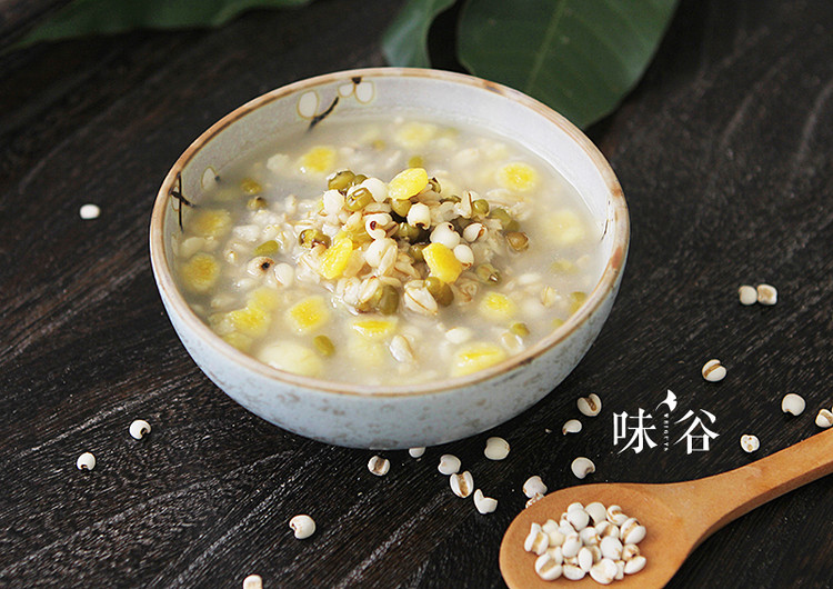 绿豆薏米燕麦粥——夏日养生早餐的做法