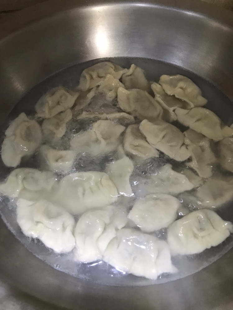 马蜂菜猪肉馅饺子的做法