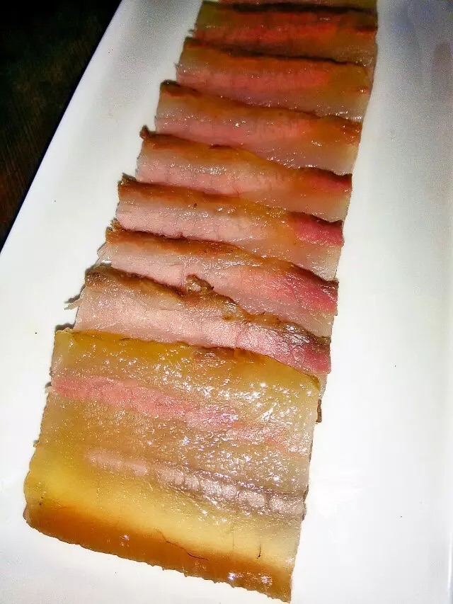 蒜薹炒腊肉的做法图解2