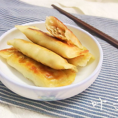 朴素的外表，甜美的内在～白萝卜肉煎饺